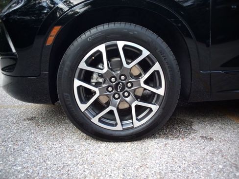 Used 2025 Chevrolet Blazer RS image 27