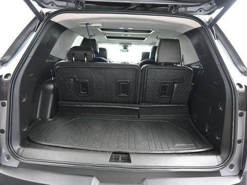 Used 2020 Chevrolet Traverse LT w/ LT Premium Package AWD/4WD image 59
