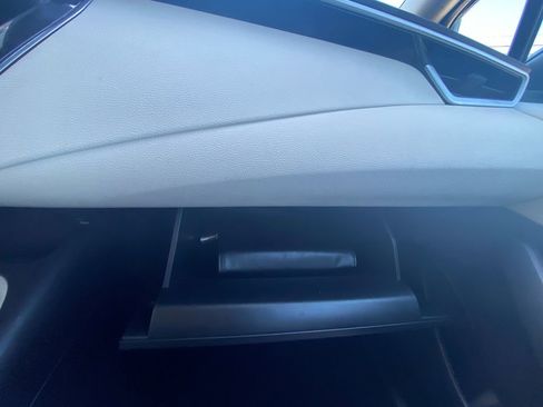 Used 2025 Toyota Corolla LE FWD image 23