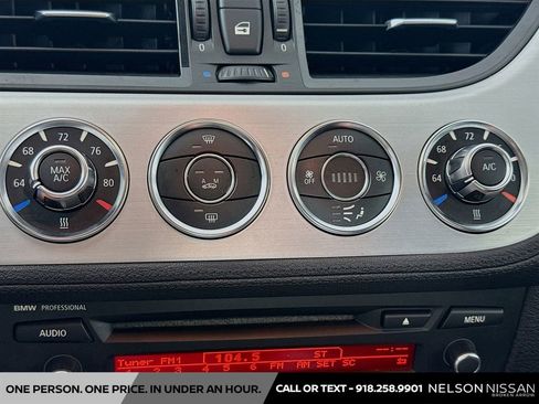 Used 2014 BMW Z4 sDrive35i RWD image 14
