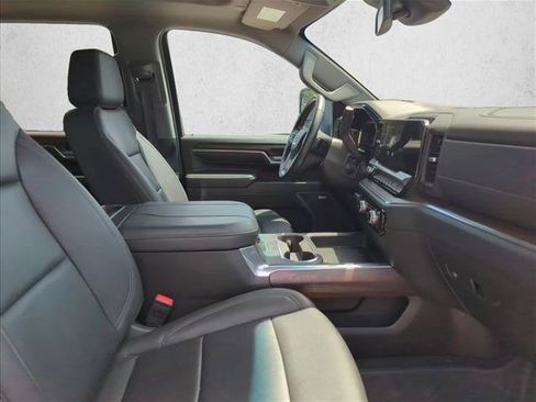 Used 2025 GMC Sierra 2500 SLT w/ SLT Premium Package AWD/4WD image 25
