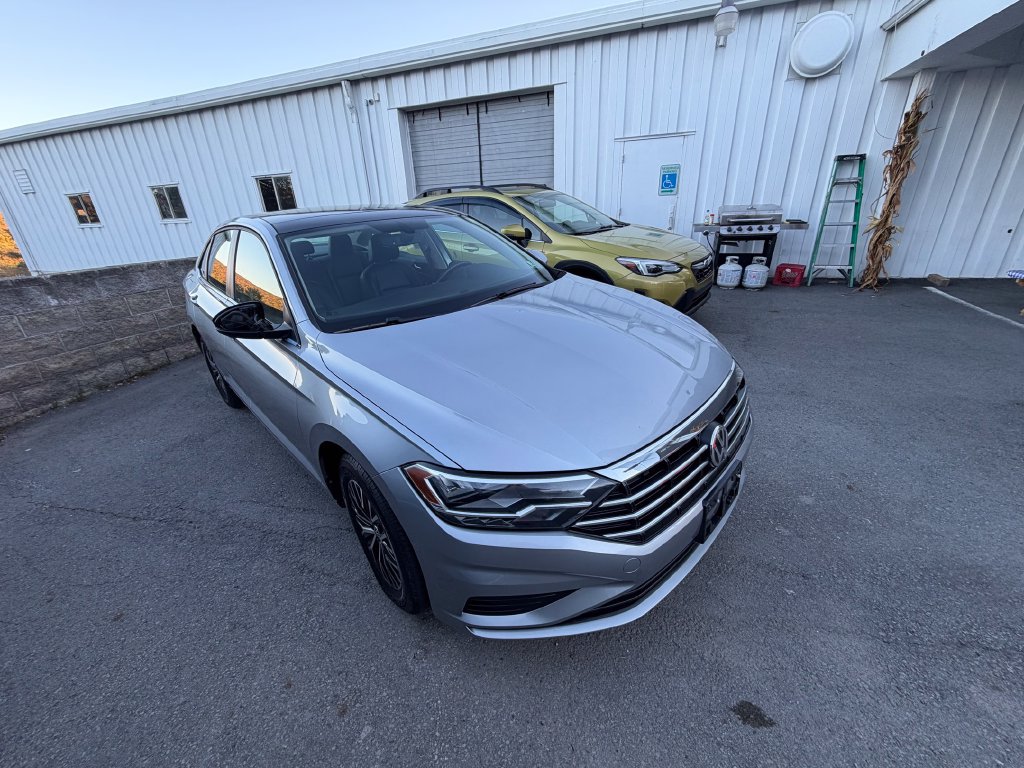 Used 2020 Volkswagen Jetta SE w/ SE Cold Weather Package FWD image 8
