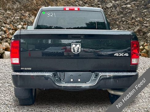 Used 2018 RAM 1500 Express w/ Express Value Package AWD/4WD image 4
