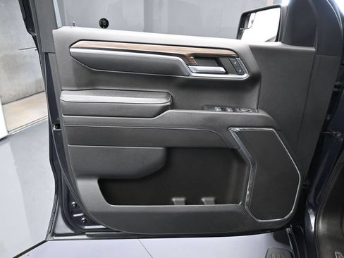 Used 2023 Chevrolet Silverado 1500 RST RWD image 13