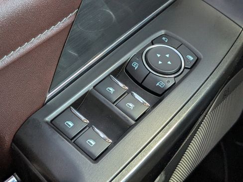 Used 2023 Ford F150 Lariat image 24