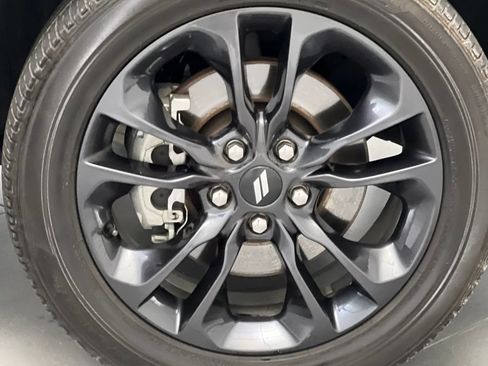 Used 2025 Dodge Durango GT AWD/4WD image 76