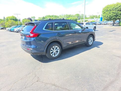 Used 2025 Honda CR-V LX image 7