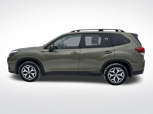 Certified 2024 Subaru Forester Premium image 12