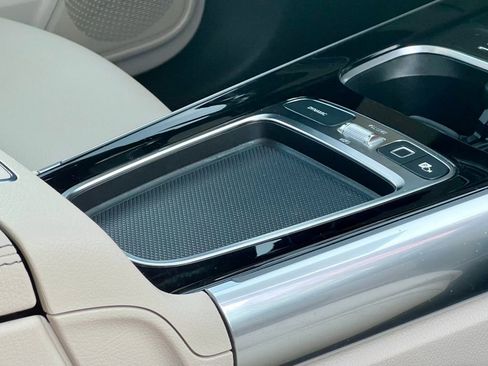 Certified 2026 Mercedes-Benz GLA 250 4MATIC image 33