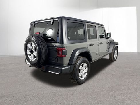 Used 2022 Jeep Wrangler Unlimited Sport S image 33