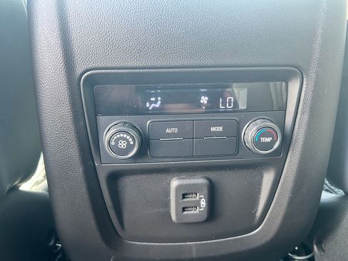 Used 2023 Buick Enclave Essence w/ Experience Buick Package AWD/4WD image 34