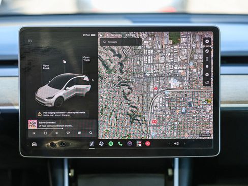 Used 2020 Tesla Model Y Long Range AWD/4WD image 3