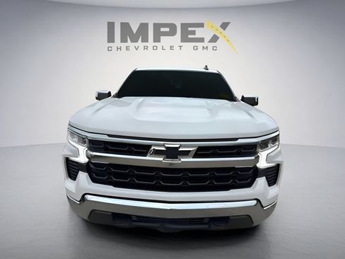 Used 2024 Chevrolet Silverado 1500 LT AWD/4WD image 6
