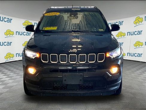 Used 2022 Jeep Compass Latitude w/ Convenience Group image 2