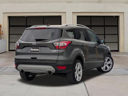 Used 2018 Ford Escape Titanium w/ Ford Safe & Smart Package FWD image 4