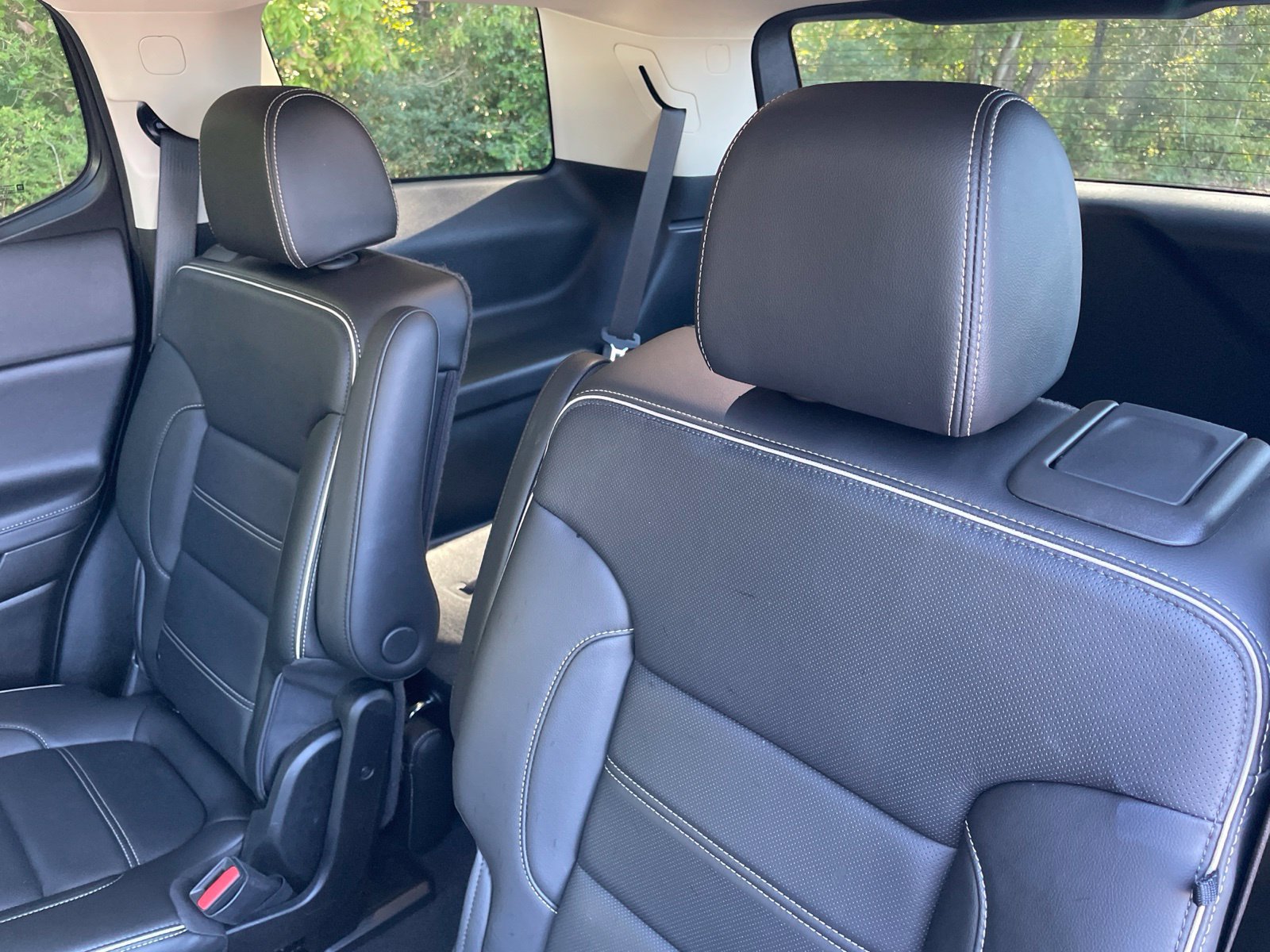 Used 2021 GMC Acadia Denali w/ Denali Technology Package FWD image 47