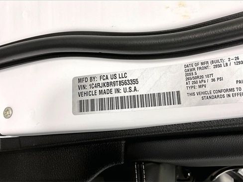 New 2026 Jeep Grand Cherokee L Limited w/ Luxury Tech Group II image 9