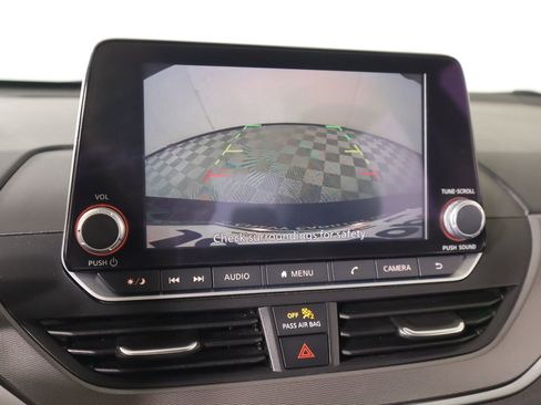 Used 2025 Nissan Altima 2.5 SR image 6