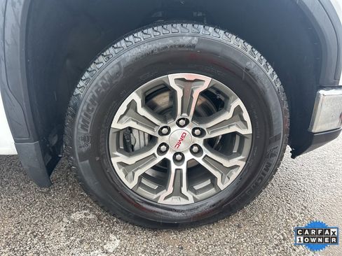 Used 2024 GMC Sierra 1500 SLT image 41
