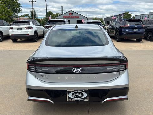 Used 2025 Hyundai Sonata SEL FWD image 9