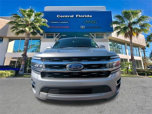 Used 2024 Ford Expedition Max Limited image 3