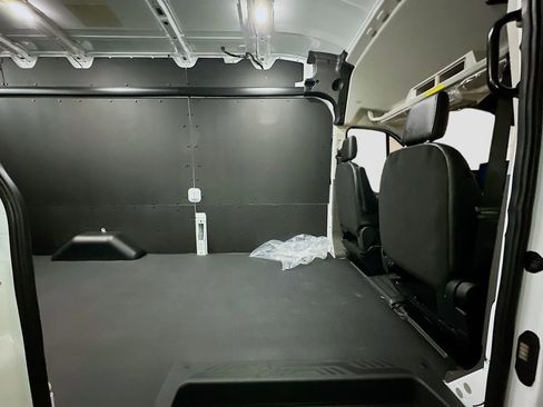 New 2026 Ford Transit 250 148 High Roof Extended w/ Load Area Protection Package RWD image 27