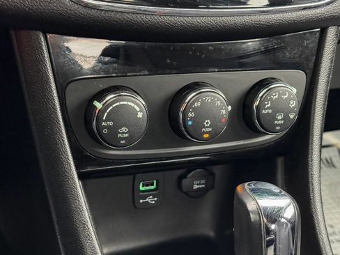 Used 2014 Chrysler 200 Touring w/ 200 S Group FWD image 25
