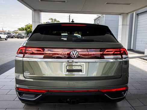 New 2026 Volkswagen Atlas Cross Sport SE FWD image 19