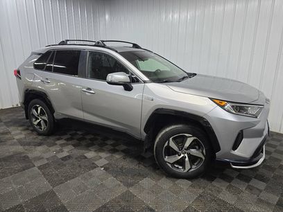 Used 2021 Toyota RAV4 SE w/ Weather & Moonroof Package