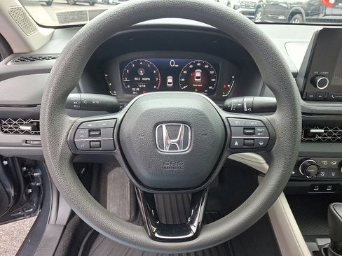 Certified 2023 Honda Accord EX image 19
