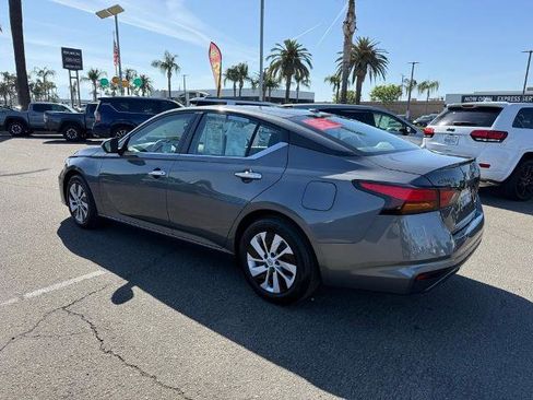 Certified 2025 Nissan Altima 2.5 S FWD image 4