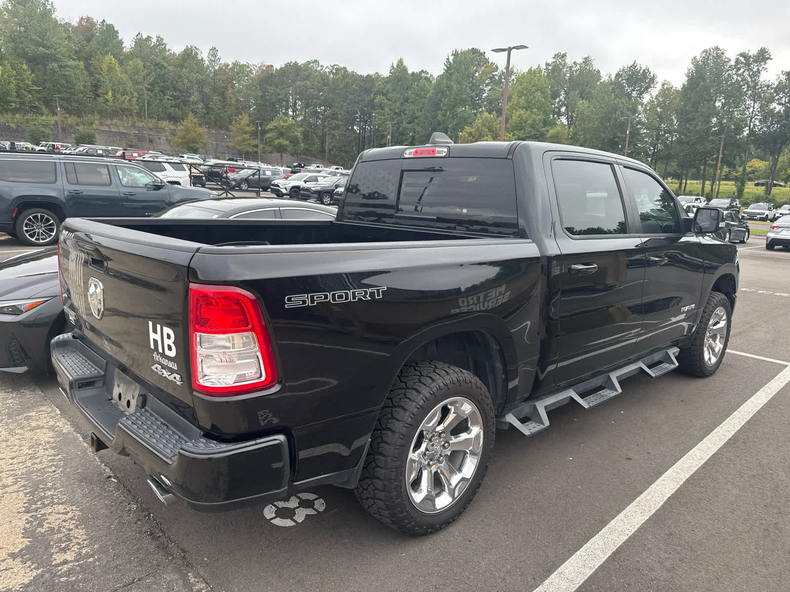 Used 2021 RAM 1500 Big Horn AWD/4WD image 3