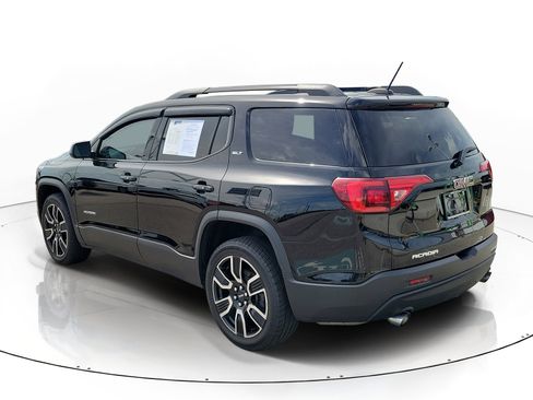 Used 2019 GMC Acadia SLT w/ Black Edition FWD image 4