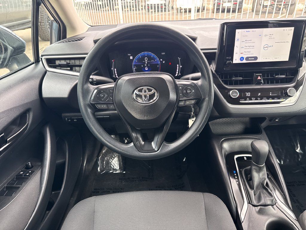 Used 2026 Toyota Corolla LE FWD image 14