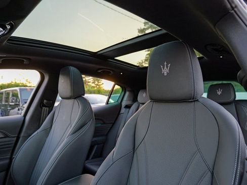 New 2025 Maserati Grecale GT AWD/4WD image 24