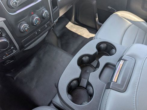 Used 2019 RAM 1500 Tradesman AWD/4WD image 25