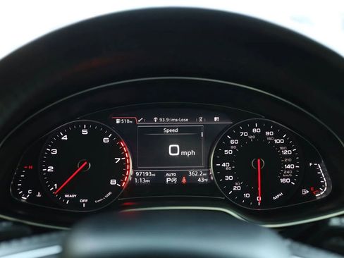 Used 2018 Audi Q7 3.0T Premium Plus w/ Premium Plus Package AWD/4WD image 23