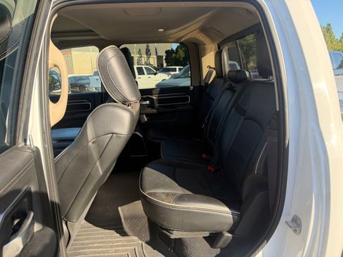 Used 2020 RAM 2500 Laramie AWD/4WD image 12