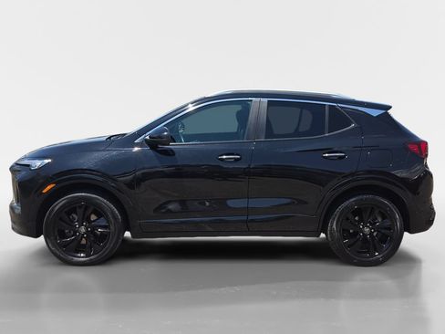Used 2024 Buick Encore GX Sport Touring AWD/4WD image 2