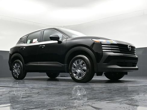 New 2026 Nissan Kicks S image 26