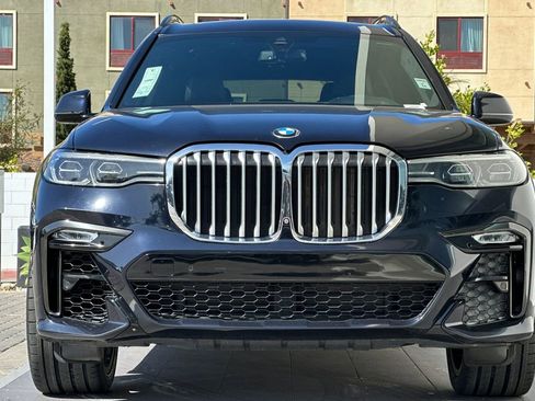 Used 2020 BMW X7 xDrive40i w/ M Sport Package AWD/4WD image 8