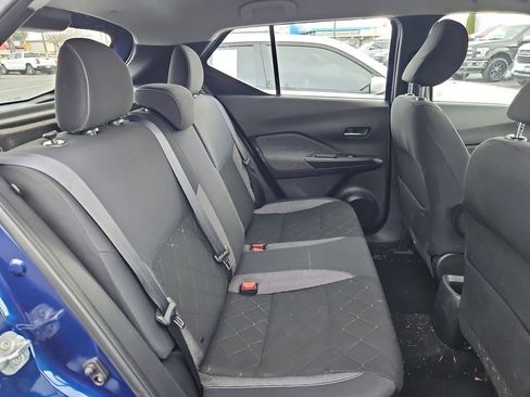 Used 2019 Nissan Kicks SV image 27