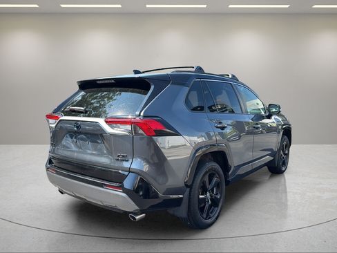 Used 2021 Toyota RAV4 XSE AWD/4WD image 6