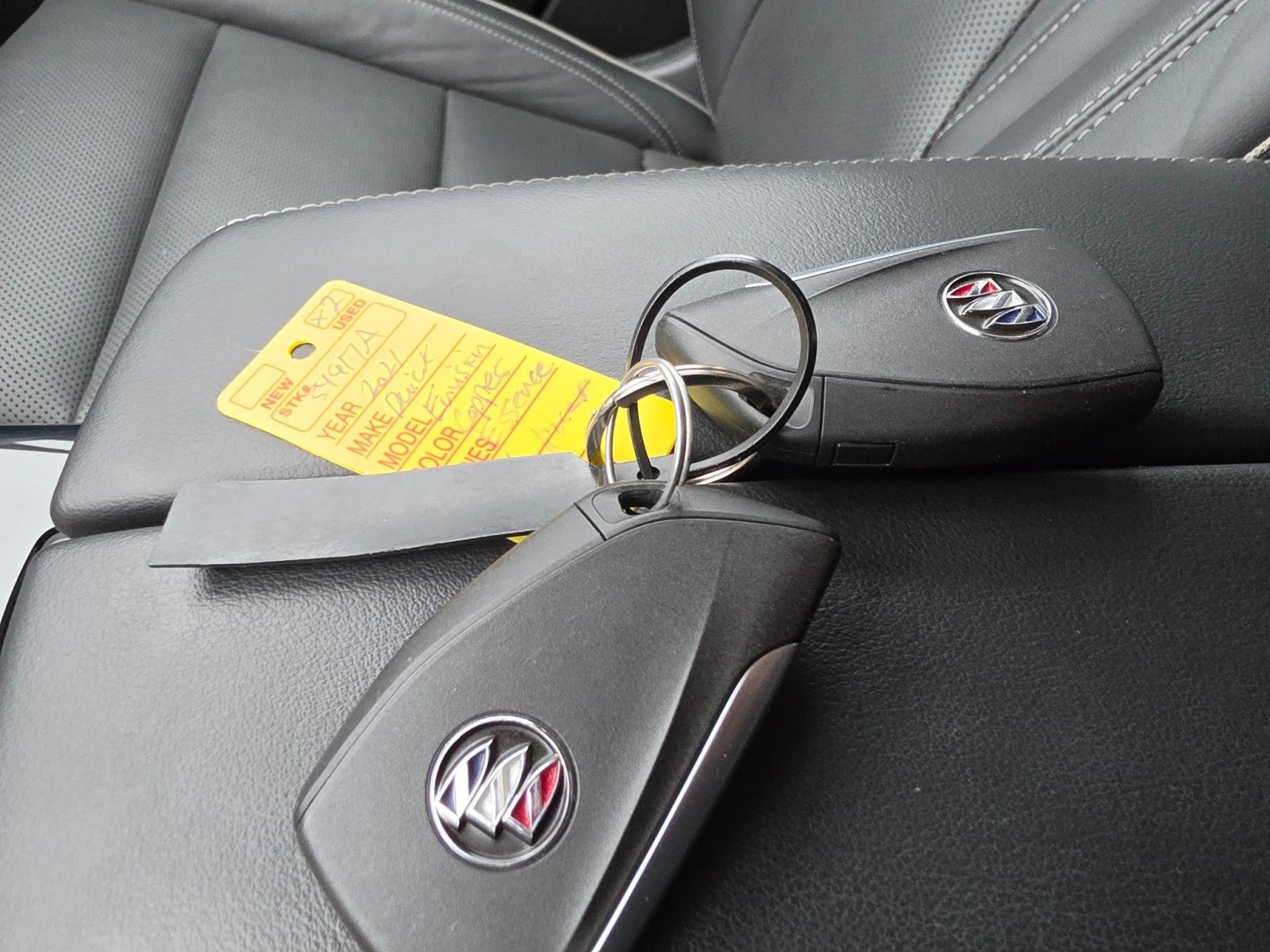 Used 2021 Buick Envision Essence w/ Technology Package I AWD/4WD image 55
