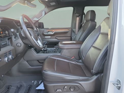 Used 2022 GMC Sierra 1500 Denali w/ Denali Reserve Package AWD/4WD image 16