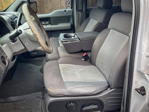 Used 2005 Ford F150 XLT image 17