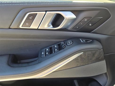 Used 2024 BMW X5 sDrive40i image 17