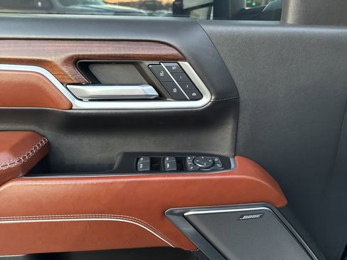 Used 2024 GMC Sierra 2500 Denali Ultimate w/ Max Trailering Package image 11