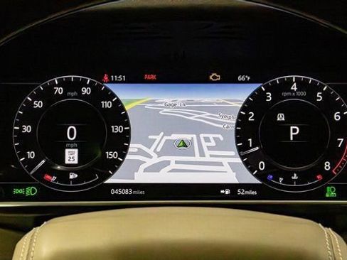 Used 2021 Land Rover Range Rover Westminster Edition image 7