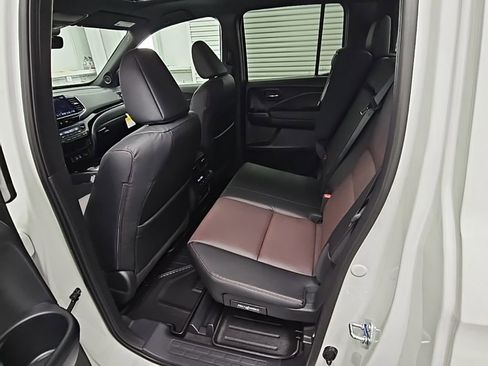 New 2026 Honda Ridgeline Black Edition image 33